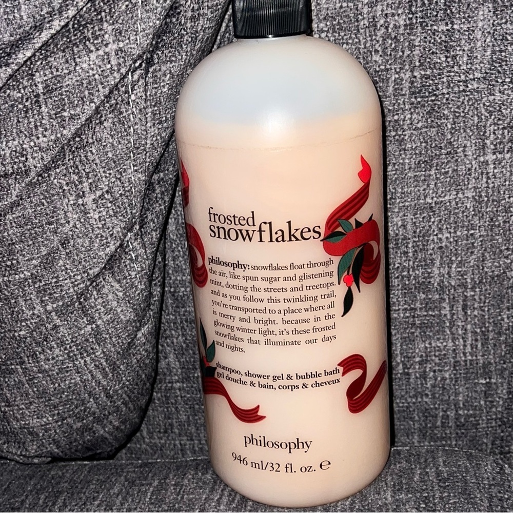 New Philosophy Frosted Snowflakes Shampoo, Shower Gel & Bubble Bath. 32 oz